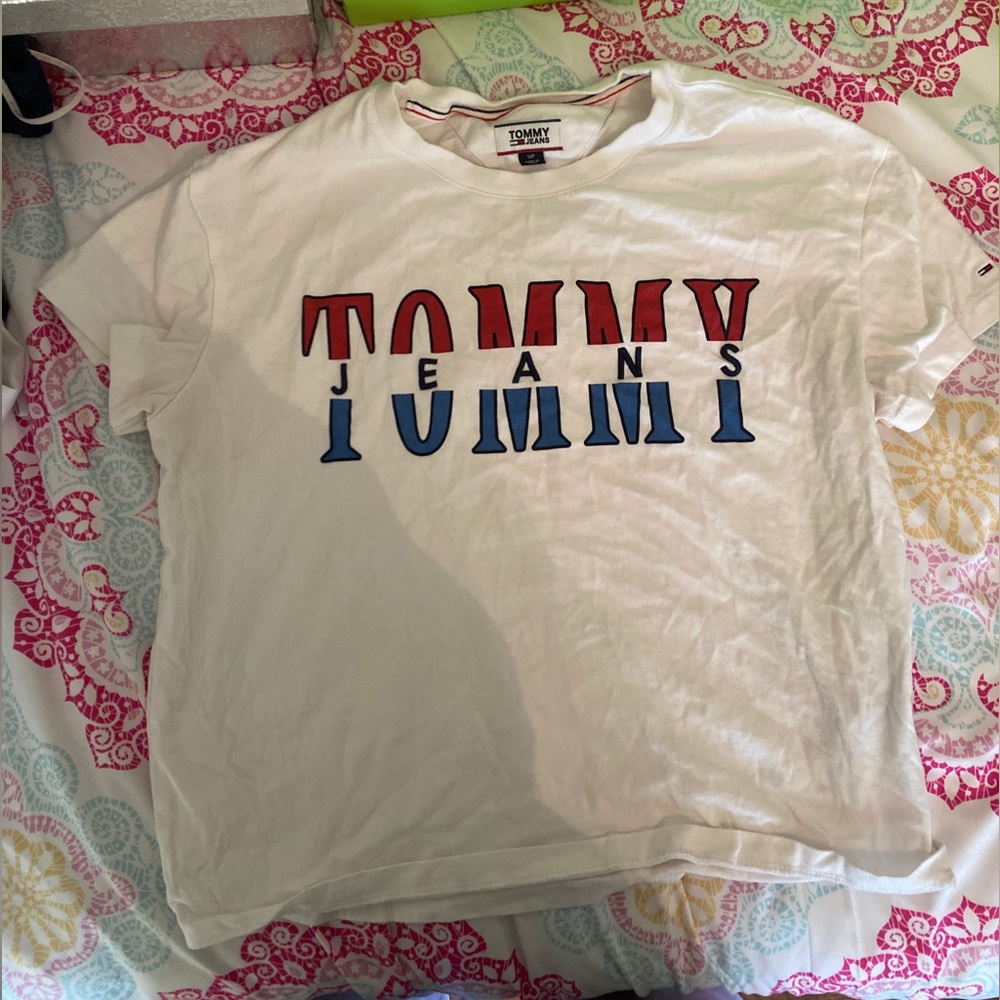 Tommy Hilfiger graphic tee